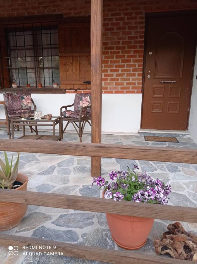 Almyriki Studio Volos Luaran gambar