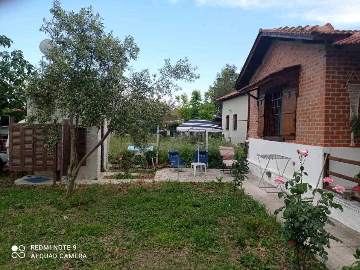 Almyriki Studio Volos Luaran gambar